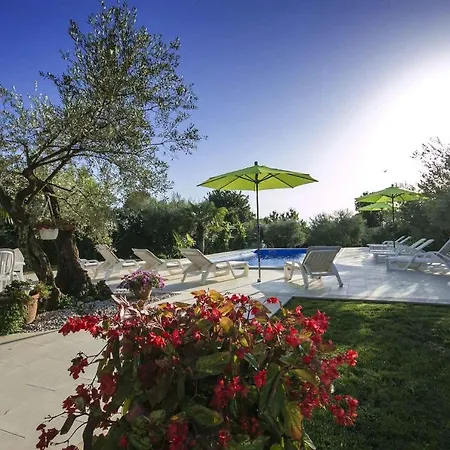 Apartamento In Porec/istrien 10303 Poreč