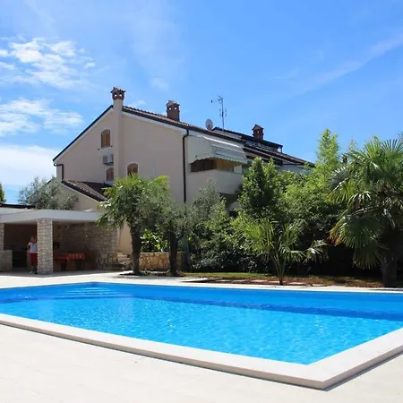In Porec/istrien 10303 Apartamento *