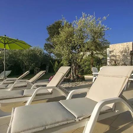 In Porec/istrien 10303 Apartamento *