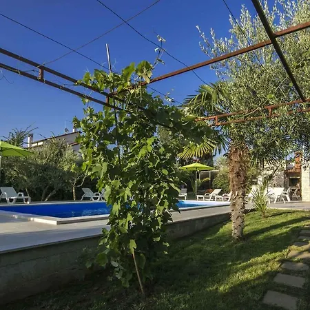 Apartamento In Porec/istrien 10303 *